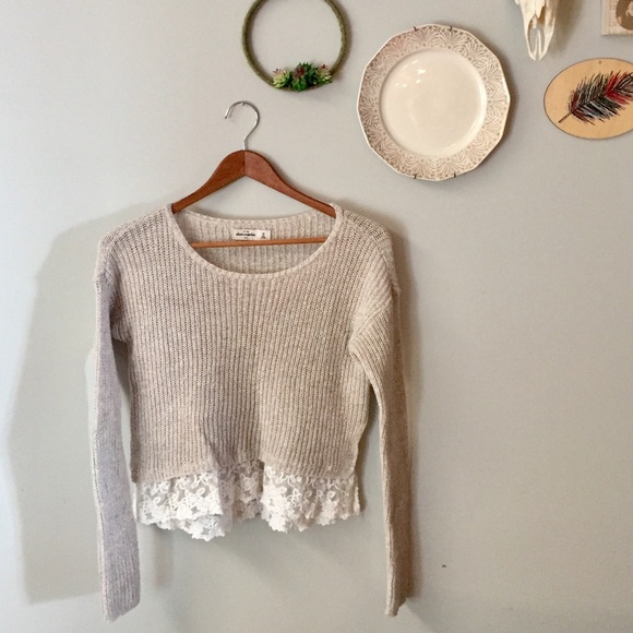 Abercrombie knit lace cropped sweater - Picture 3 of 7